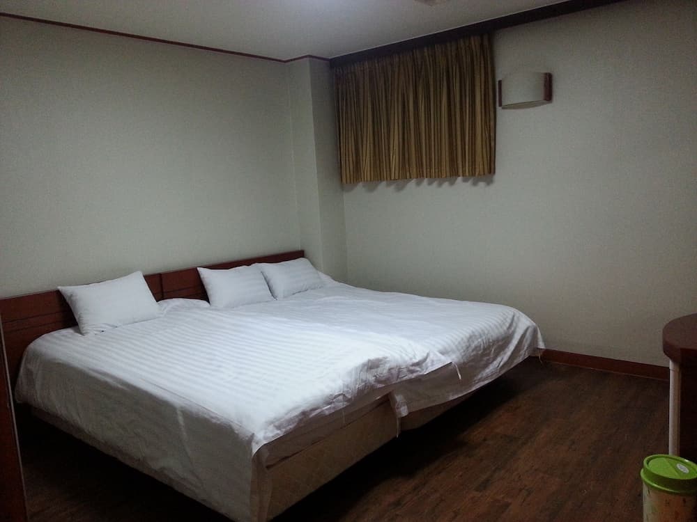 Dongdo Hotel