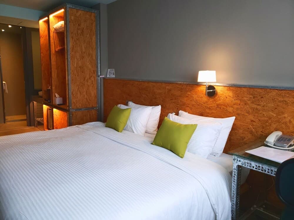 IND Hotel