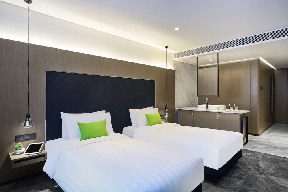 Hotel Ease · Tsuen Wan