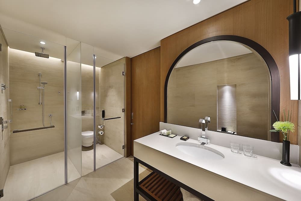 DoubleTree by Hilton Dubai - Business Bay