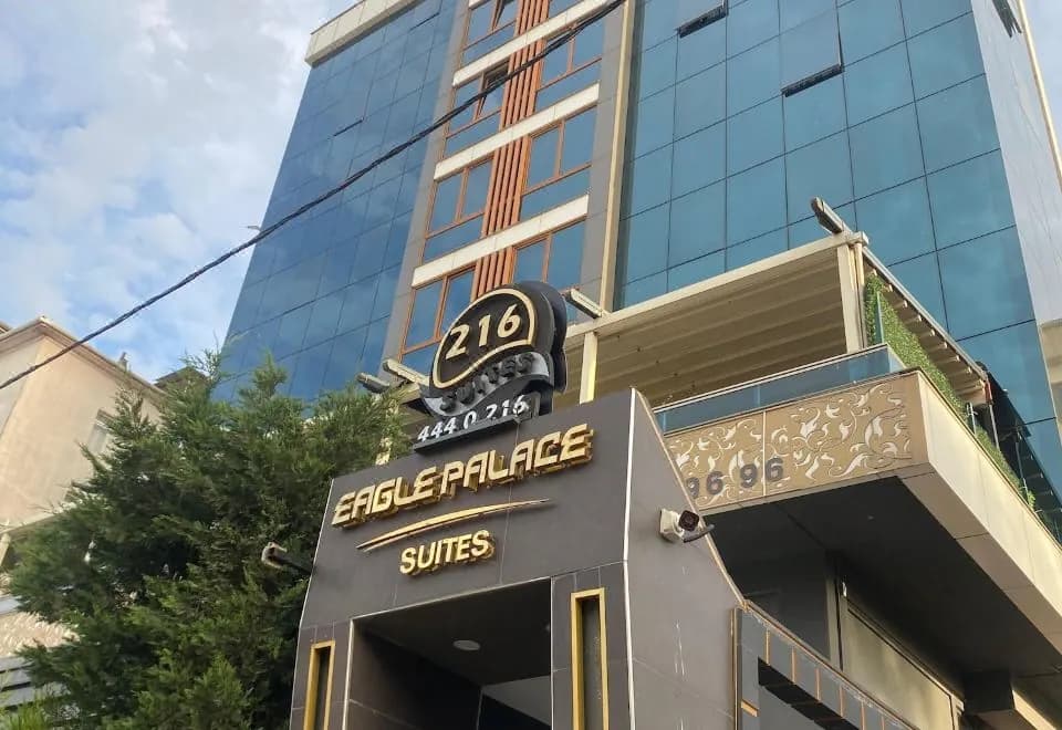 Eagle Palace Suites