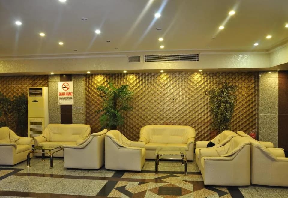 Kayalar Hotel