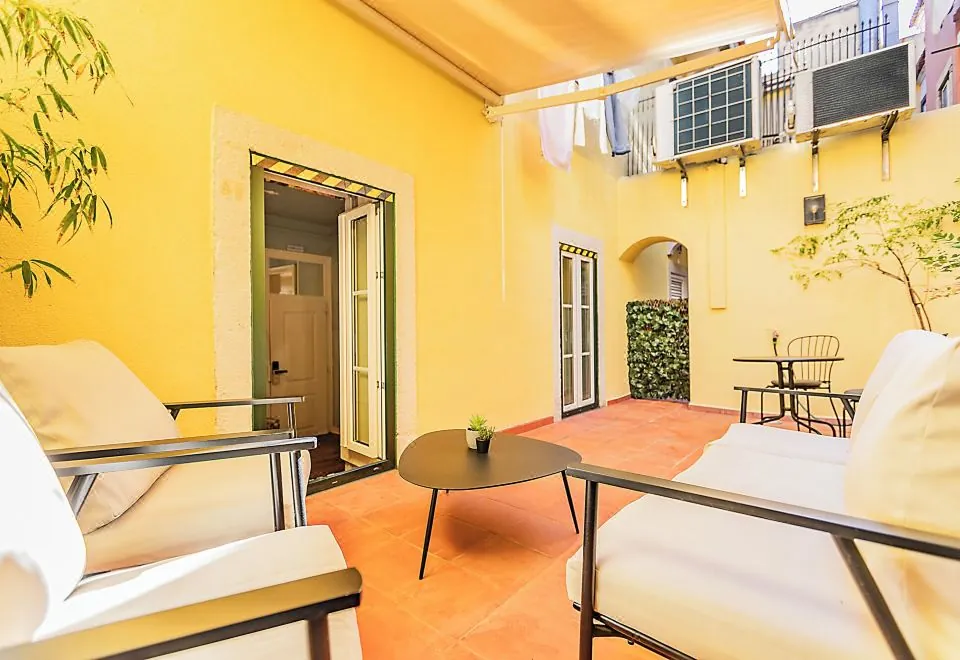 LR Guest House
