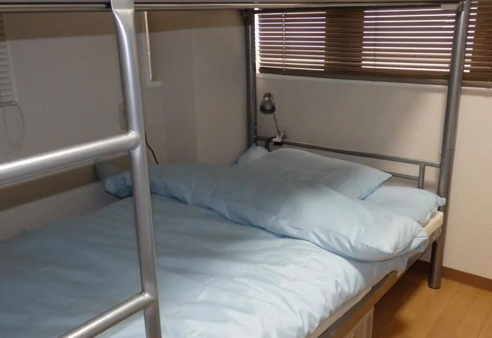 Backpacker's Mini House