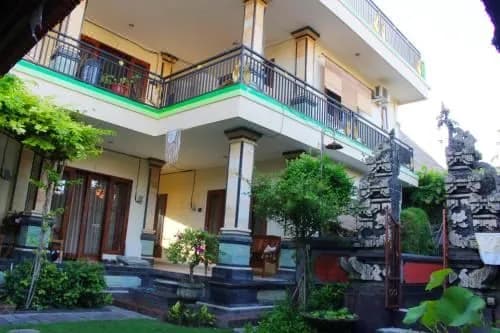 CR Tris Rooms Seminyak