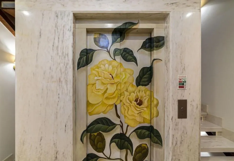 Sintra Marmoris Camelia