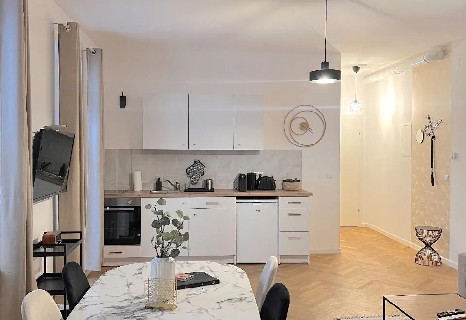 The 15's Apartments