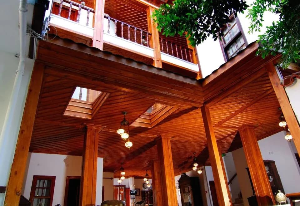 White Garden Hotel