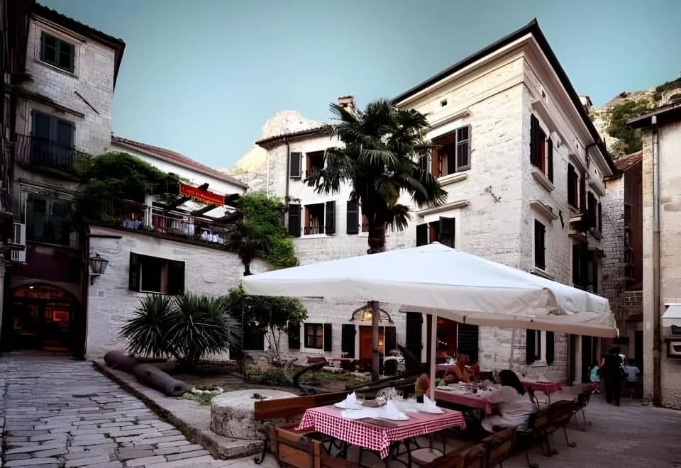 Hotel Monte Cristo