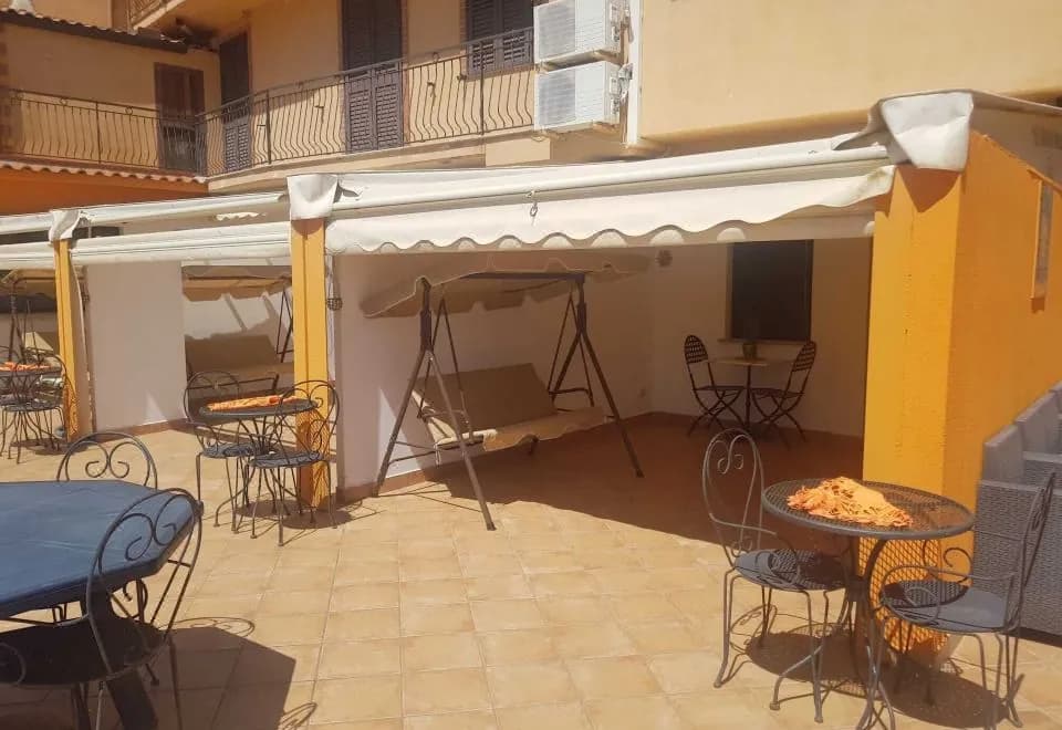 Le Grand Soleil Apartments
