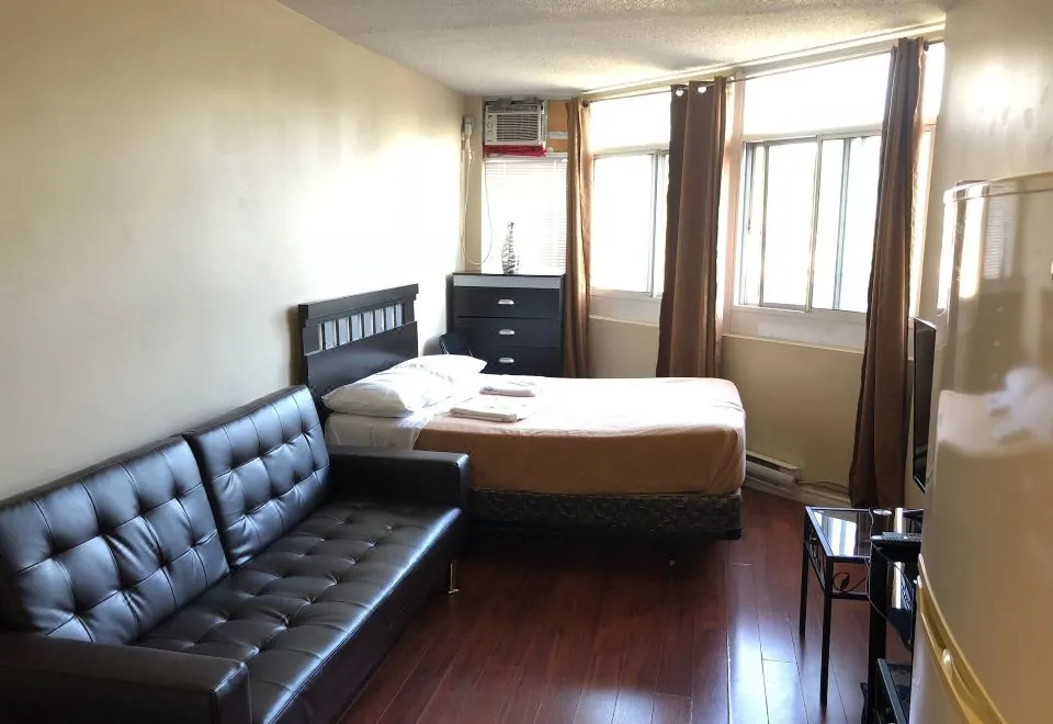 Toronto Furnished Living