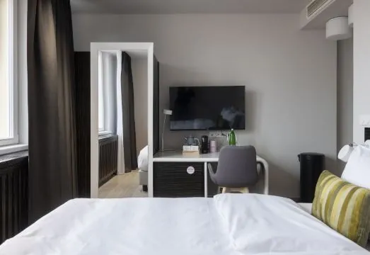 Numa Prague Poise