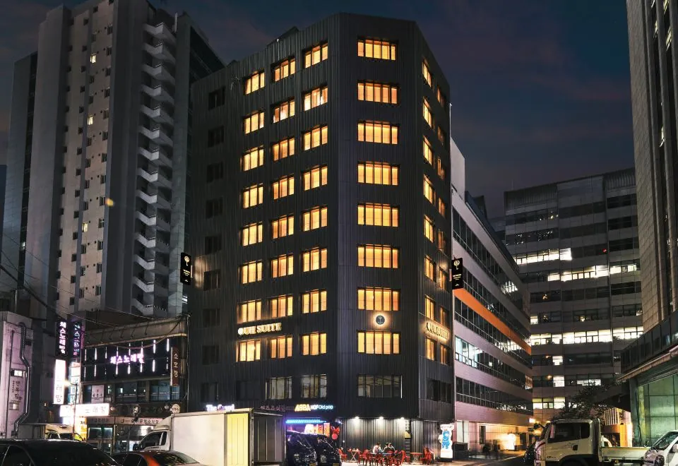 UH Suite Central Seoul