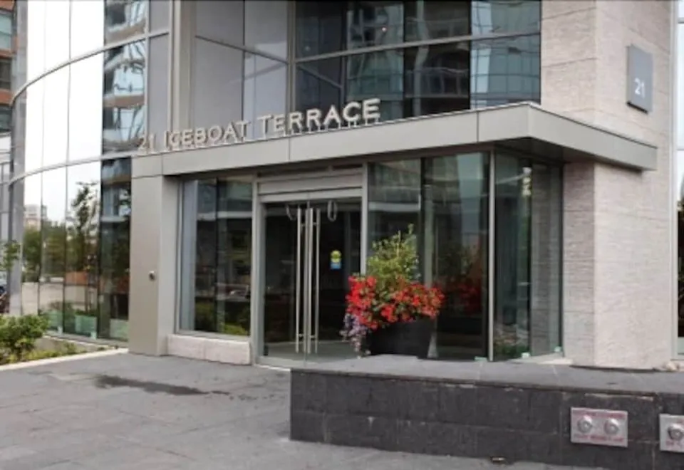 Downtown Toronto Luxury Condo
