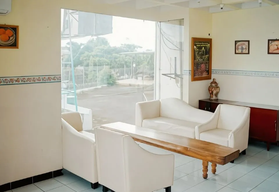 My Cafe Hotel near UGM Yogyakarta Mitra RedDoorz