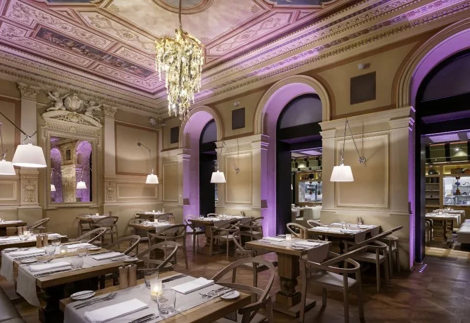 Cosmopolitan Hotel Prague
