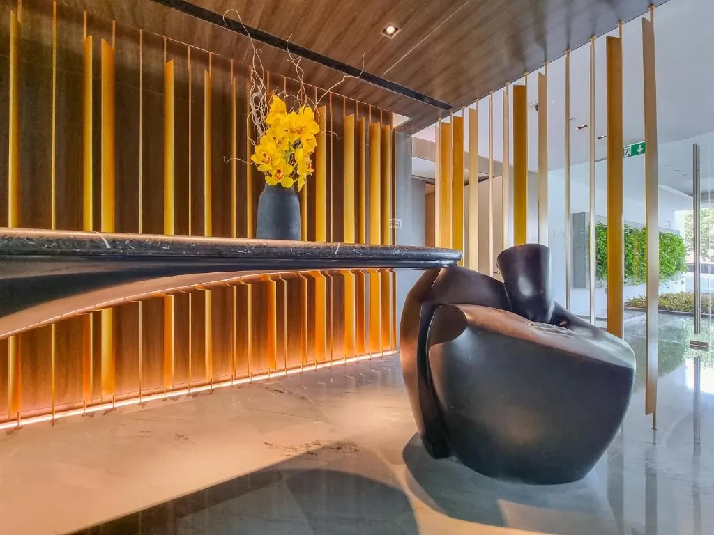 EDEN'S Homes & Villas - FIVE Palm Residences