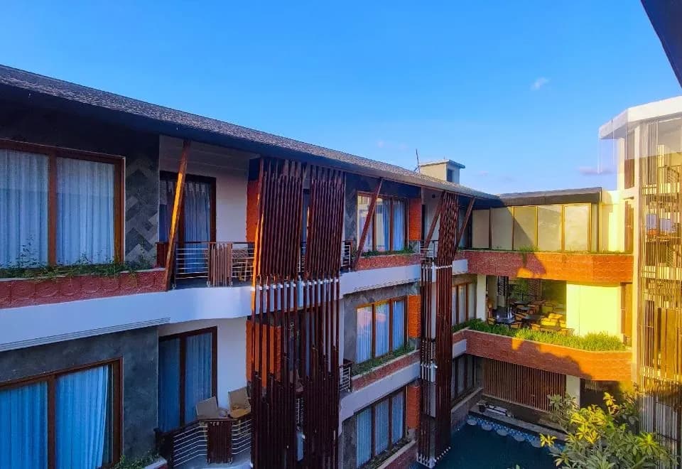 Mokko Suites Batubelig