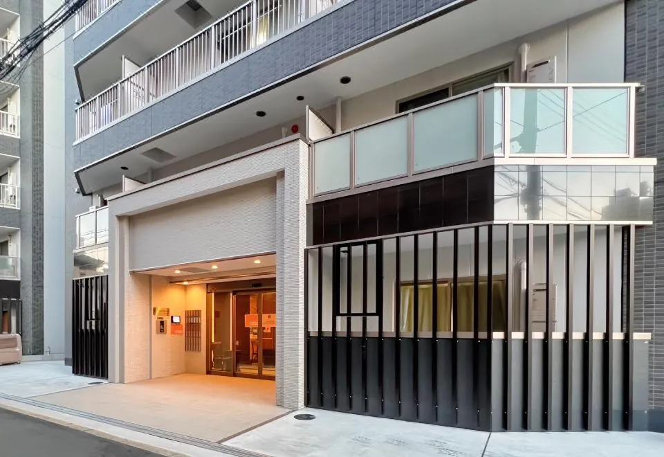 NALY. TENMA AFP Apartment