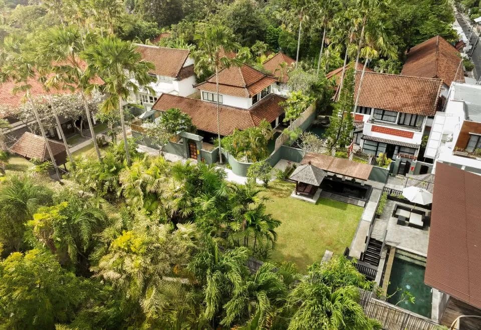 Shanti Estate Seminyak by Nakula