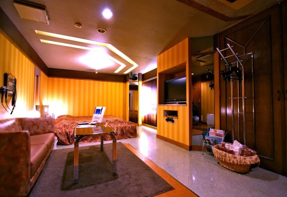 Hotel Ohirune Racco Himeji Royal (Adult Only)