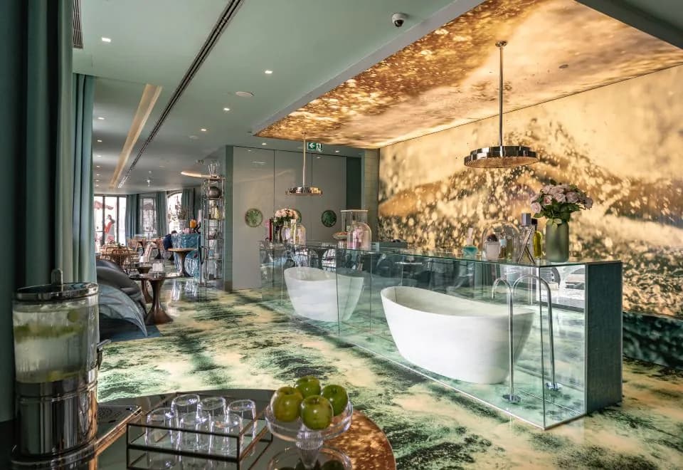 WC by The Beautique Hotels