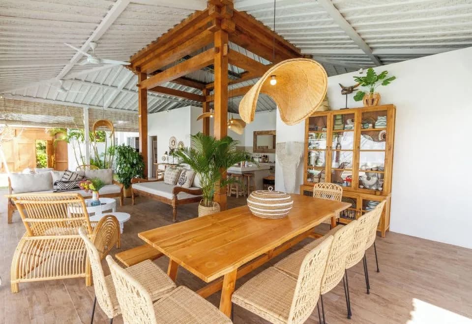Villa M2 Seminyak by Alfred in Bali