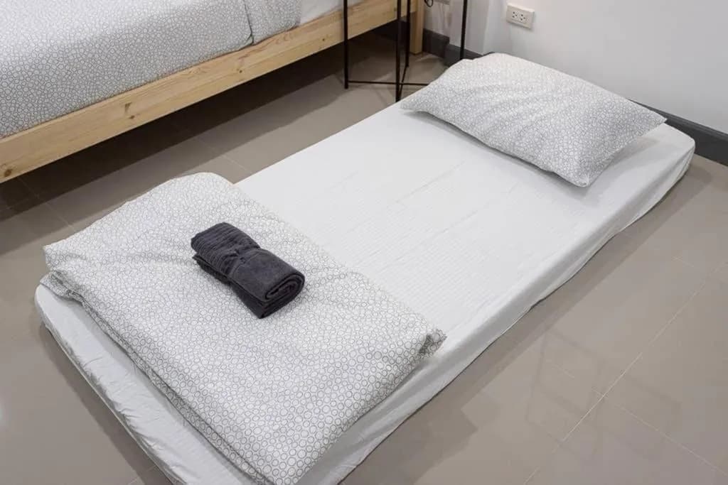 P2 Silom Large 2beds full kitchen WIFI 4-6pax