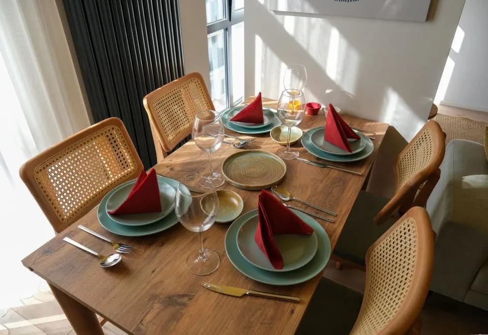 Bird Nest Suites