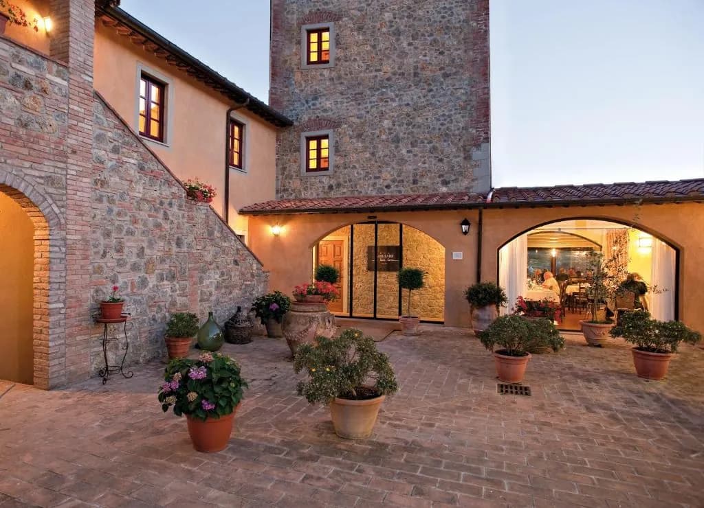 Hotel Casolare Le Terre Rosse
