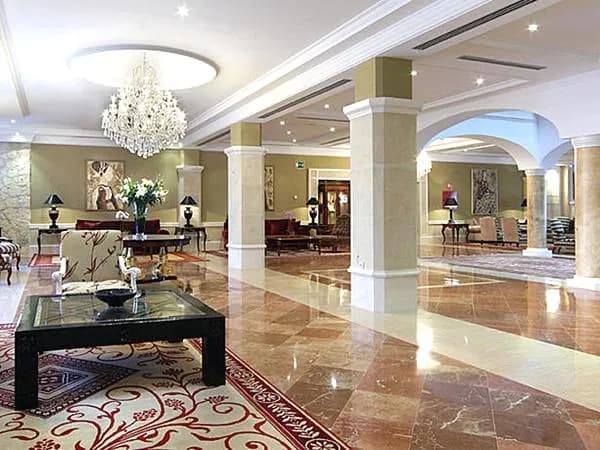 Hotel Candido