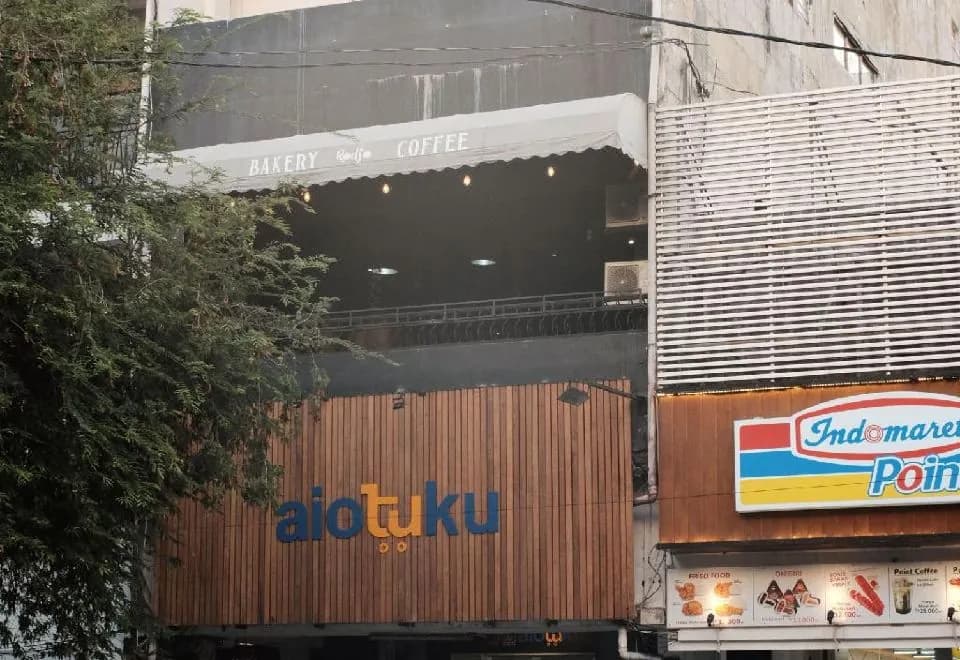 aiotuku hostelry