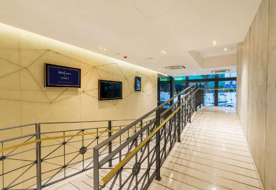 Gold3 Boutique Hotel