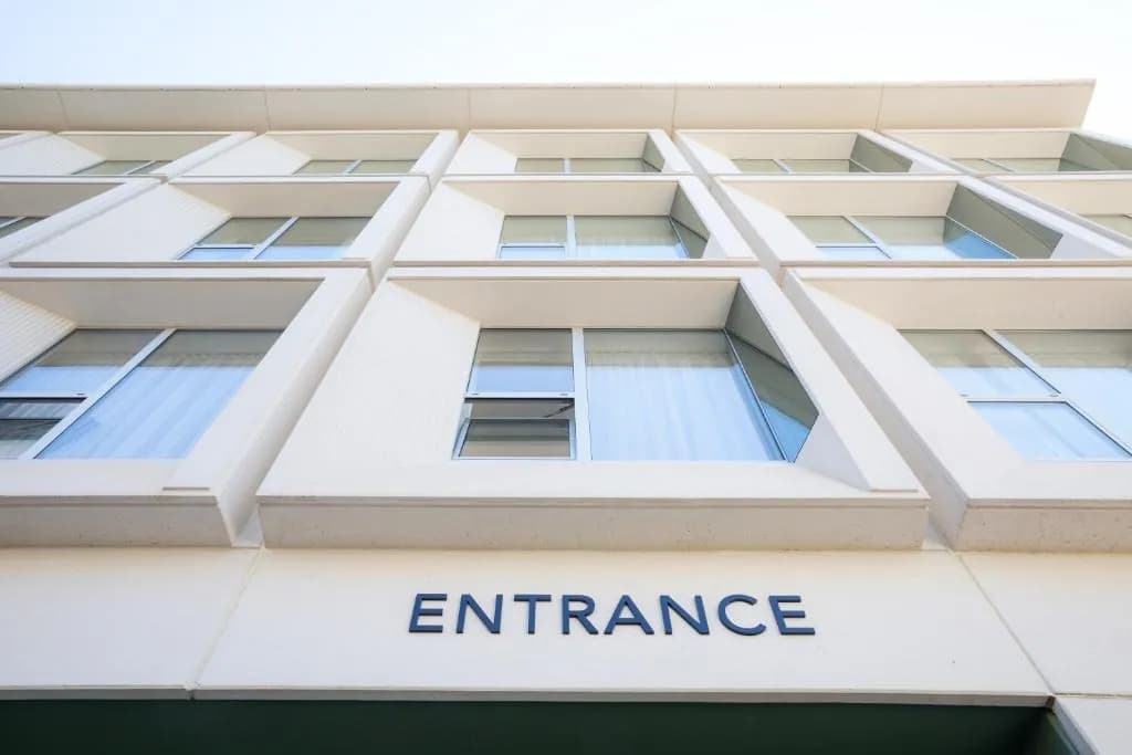 Hotel2Stay