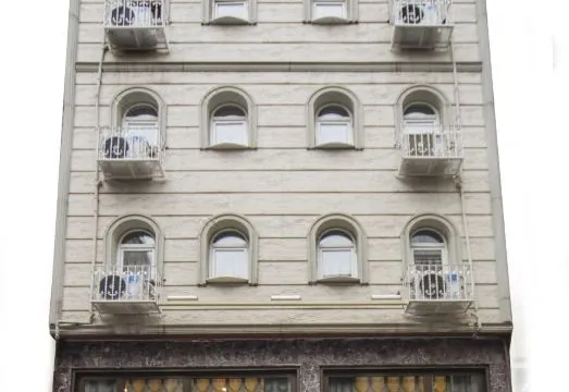 Pelican House Hotel