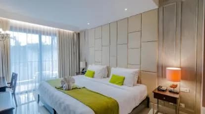 Jambuluwuk Oceano Seminyak Hotel