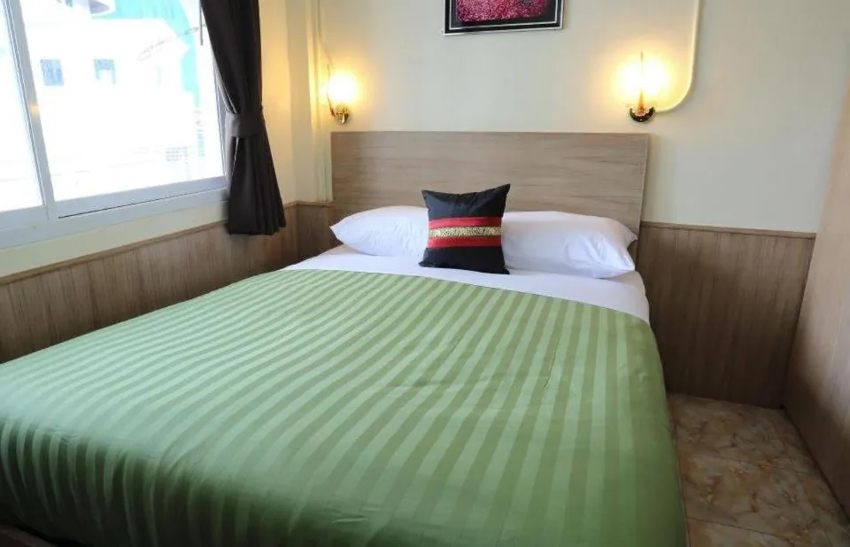 Sukhumvit 20 Guest House