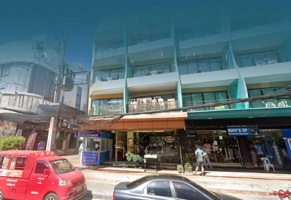 The Blue Pearl Kata Hotel