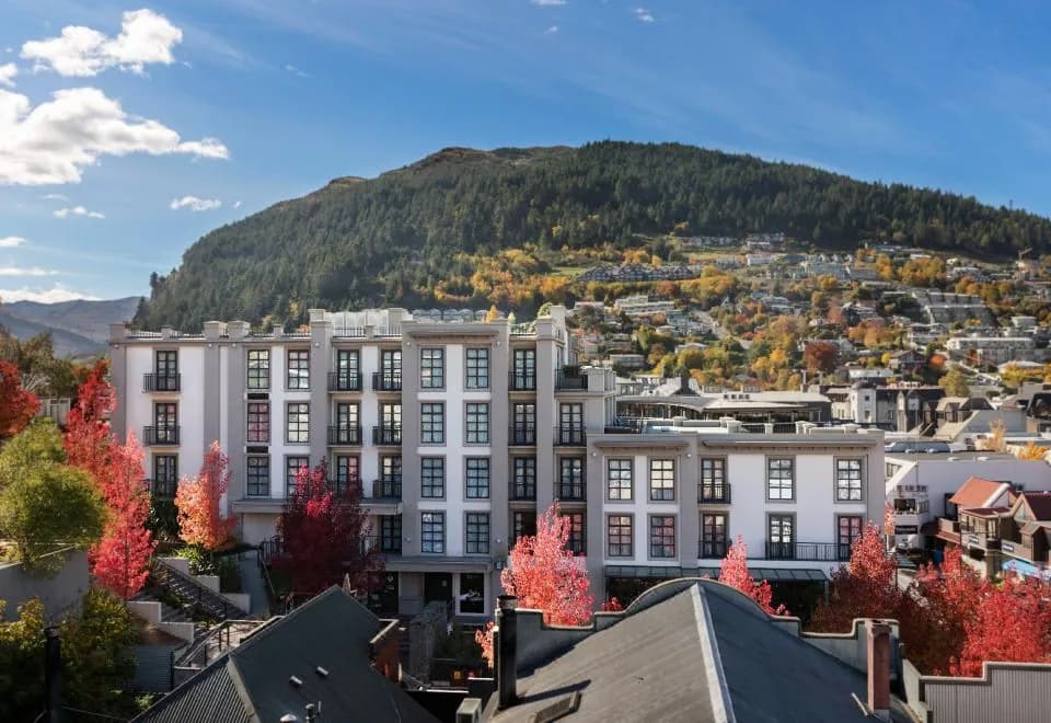 Sofitel Queenstown Hotel & Spa