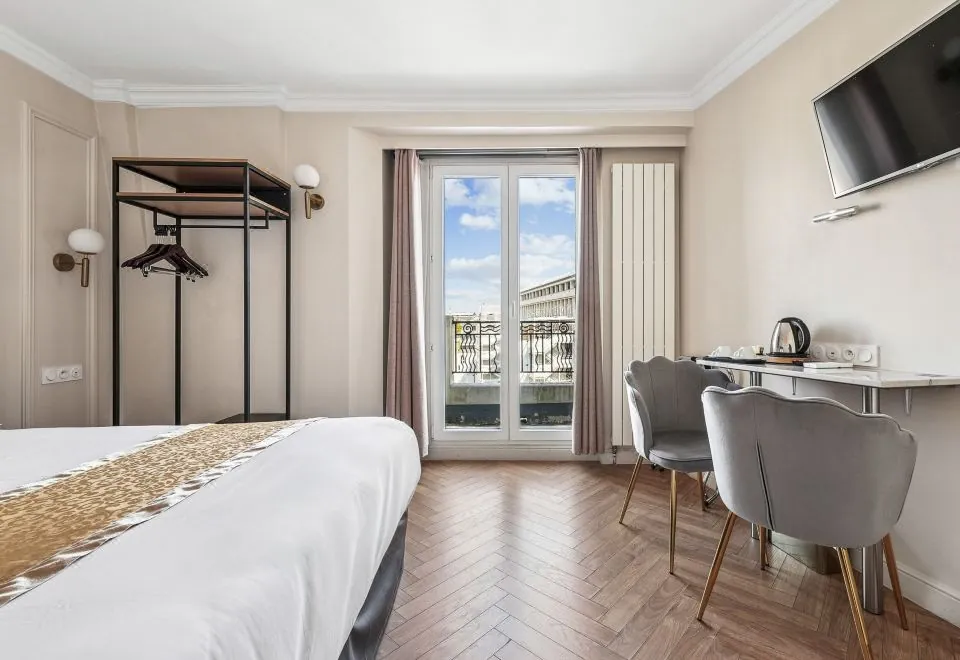 Le Clery Hotel Paris