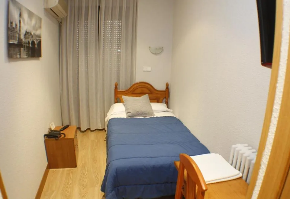 Hostal Santa Cruz