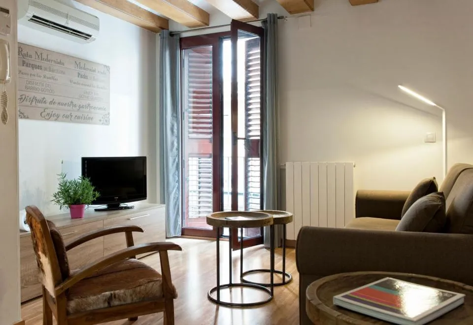 MH Apartments Liceo