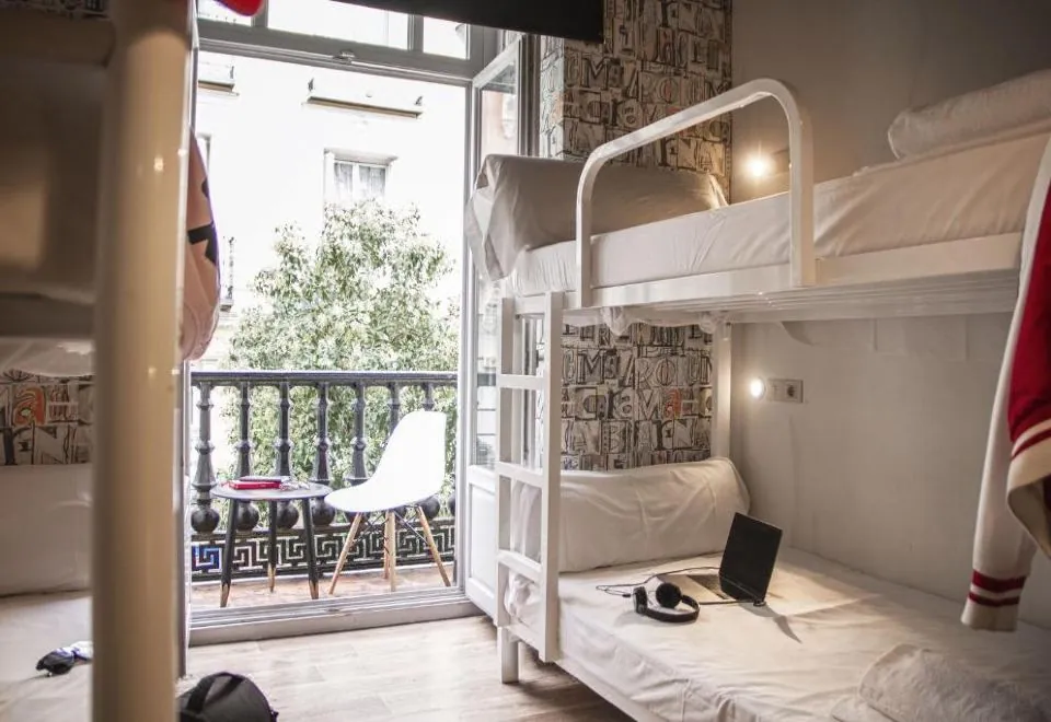 Room007 Chueca Hostel