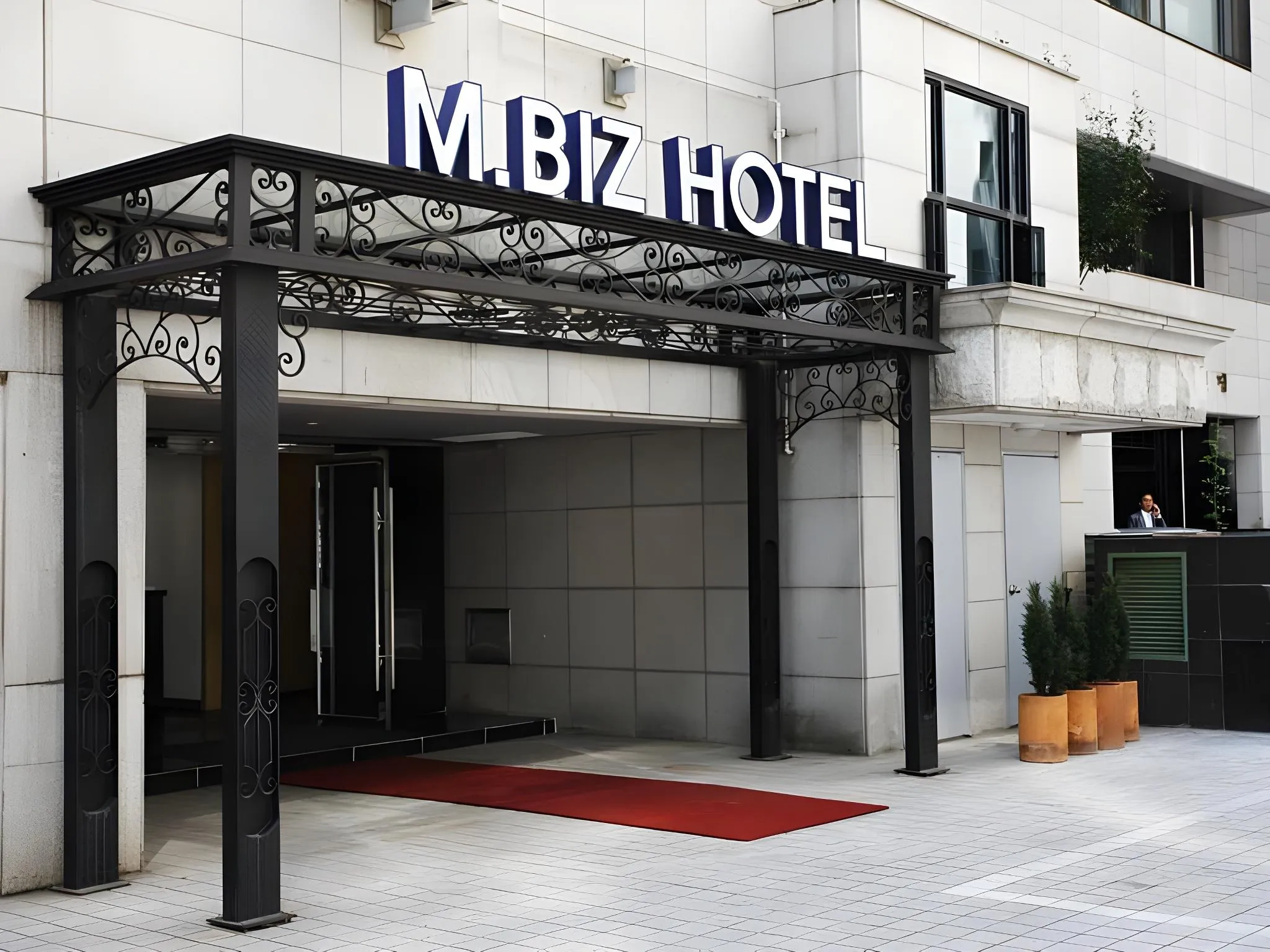 M.Biz Hotel