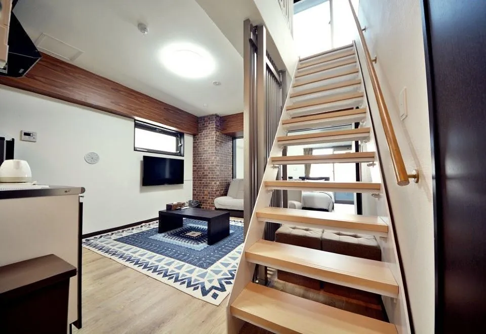 TAKUTO STAY SAKAISUJI-HOMMACHI