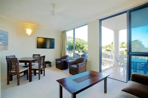 At Whitsunday Vista Holiday Apartments