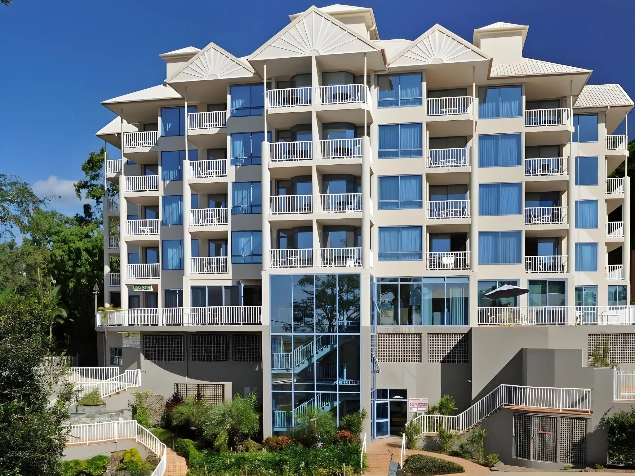 At Whitsunday Vista Holiday Apartments