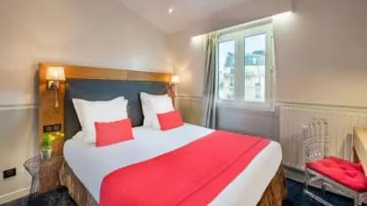 Hotel Eiffel Segur