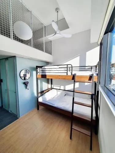 Yolo Guesthouse - Hostel