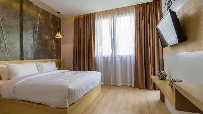 OneLoft Hotel